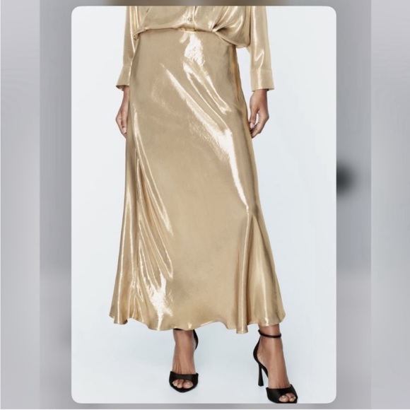 ZARA GOLD LONG METALLIC SKIRT - www.panoramagroup.in
